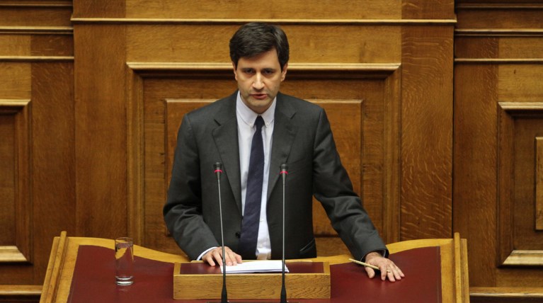 Χουλιαράκης: Αρση των capital controls πριν το τέλος του β' τριμήνου