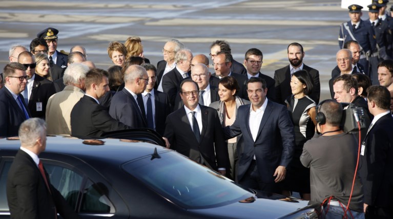 Το tweet του Elysee για την άφιξη Ολάντ στην Αθήνα
