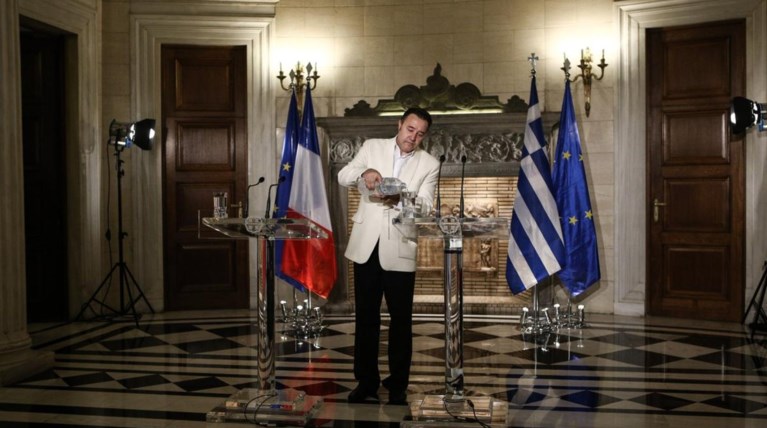 O «γάλλος μεσολαβητής» και η γέφυρα Αθήνα -Βρυξέλλες