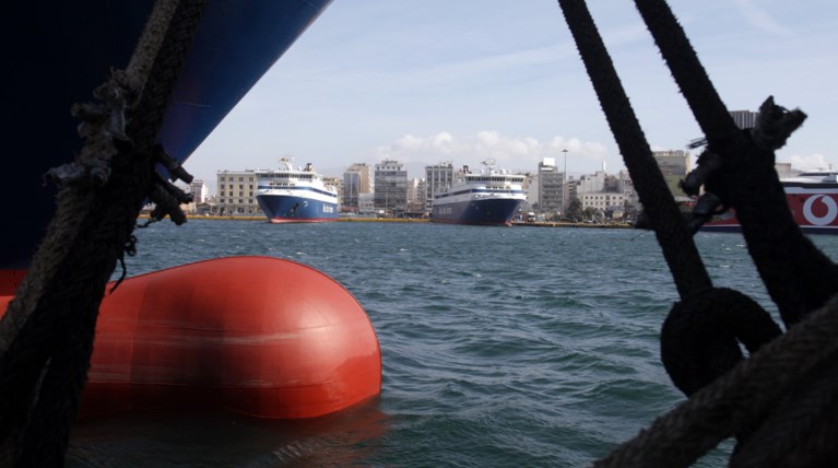 Δεμένα λόγω κακοκαιρίας τα πλοία στα λιμάνια