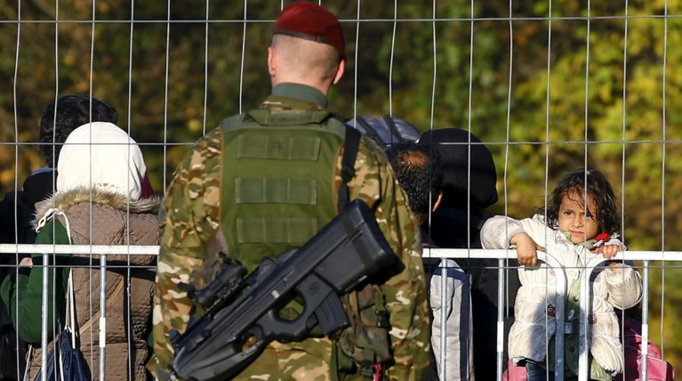 Το σχέδιο απόφασης της Συνόδου για τους πρόσφυγες