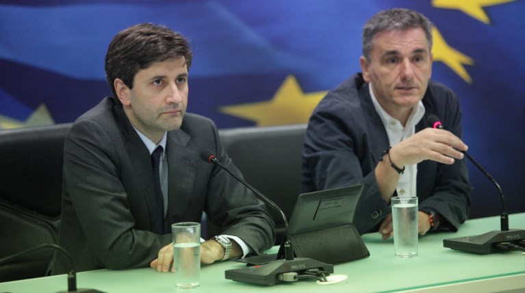 Αρχίζουν να "στεγνώνουν" πάλι τα διαθέσιμα του δημοσίου