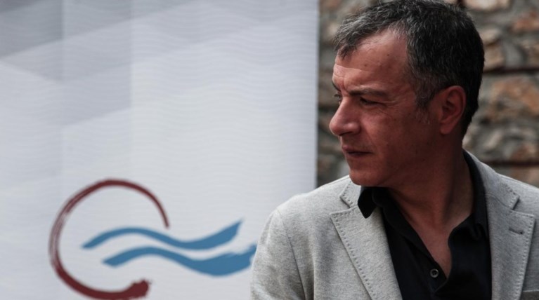 Ποτάμι: Εκτός από τις... γραβάτες, δεν άλλαξε τίποτα