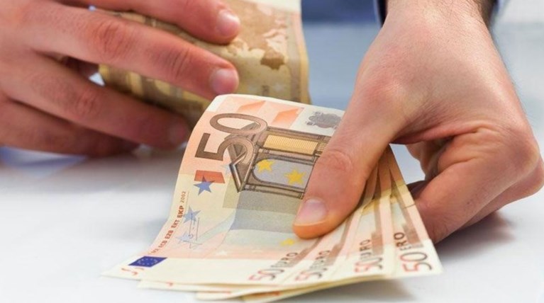 Από τη Δευτέρα 2 Νοεμβρίου θα δοθούν τα οικογενειακά επιδόματα