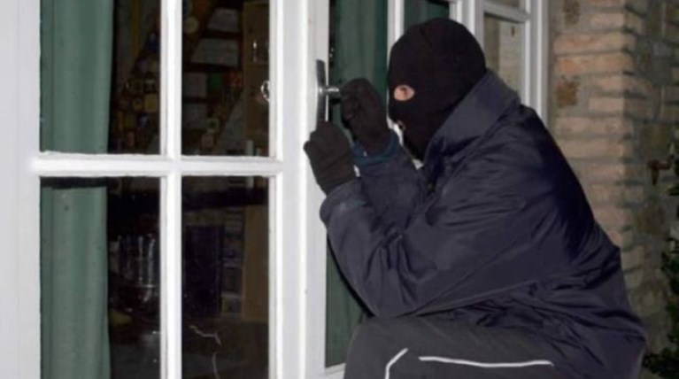 Απίστευτο: Κλέφτης στη Ρόδο...συνέλαβε τον εαυτό του!