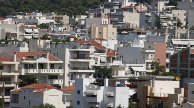 Κόκκινα δάνεια: Μελετούν λύση με ανταλλαγή σπιτιών για φθηνότερη δόση
