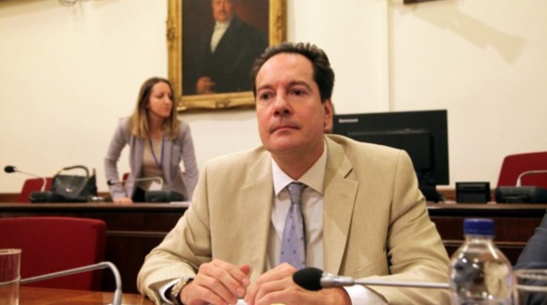 Ο Τσακαλώτος ζήτησε και την παραίτηση Μποτόπουλου