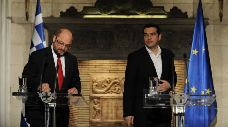 Ο Σουλτς έδωσε υποσχέσεις για πρόσφυγες - πλειστηριασμούς