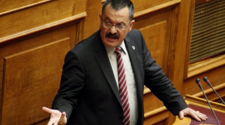 Βουλή: Χυδαία επίθεση Παππά της Χ. Αυγής σε Κωνσταντινόπουλο