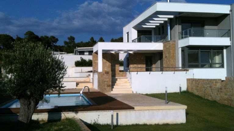 Eλάχιστη δόση για τα «κόκκινα» ίση με το 10% του εισοδήματος