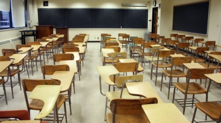 Κλειστά για πρώτη φορά μετά από 20 χρόνια τα δημόσια ΙΕΚ