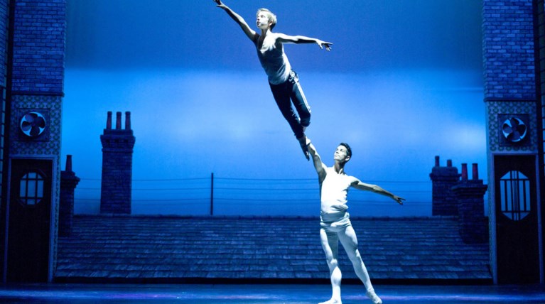 Κυνηγήστε τα όνειρά σας, όπως ο «Billy Elliot» στο θέατρο Παλλάς