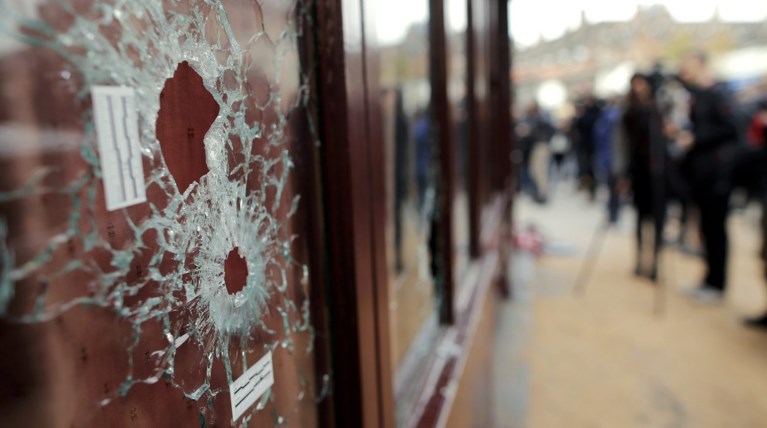 Έλληνες από το Παρίσι μιλούν στο TOC για το μακελειό