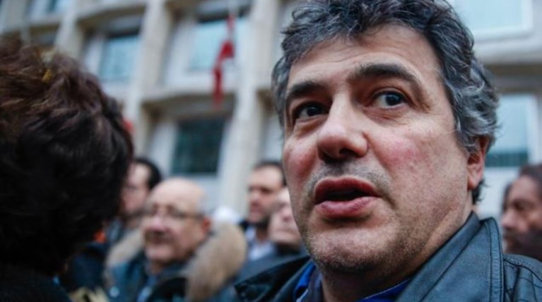 Ήρωας και επιζών του Charlie Hebdo, τρέχει να βοηθήσει τους τραυματίες