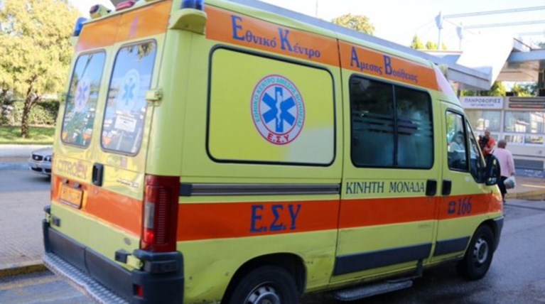 Υπέκυψε  ο 28χρονος που μαχαίρωσε τη φίλη του και πήδηξε από τον 7ο