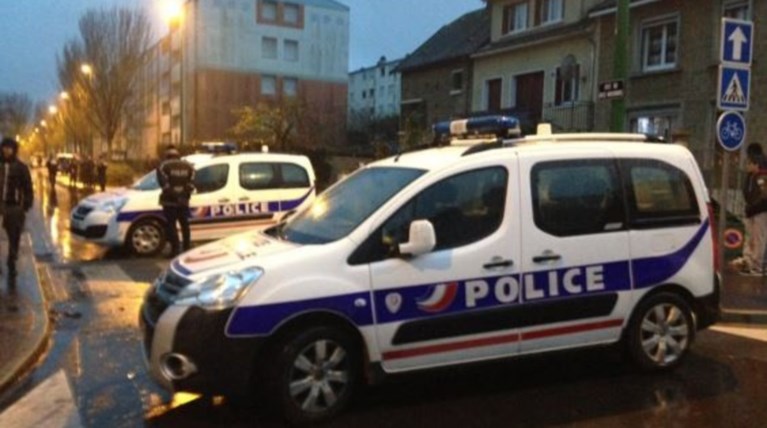 Εφοδοι της αστυνομίας στα Γαλλο-Βελγικά σύνορα