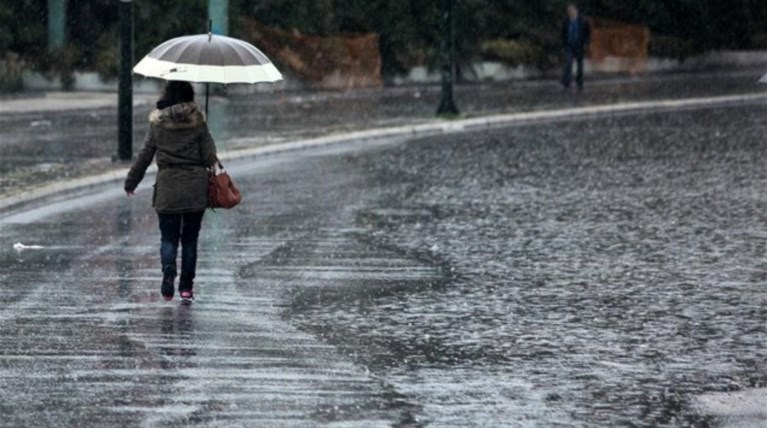 Καταιγίδες και θυελλώδεις άνεμοι από Κυριακή