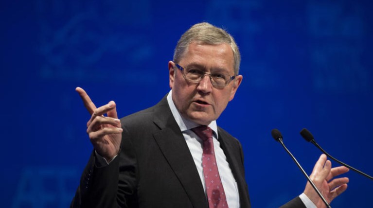 Ρέγκλινγκ: Βιώσιμο το ελληνικό χρέος αρκεί να γίνουν οι μεταρρυθμίσεις