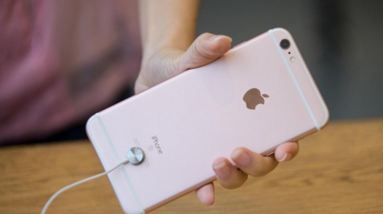 Αυτό είναι πιθανότατα το πιο ακριβό iPhone 6S Plus στον κόσμο