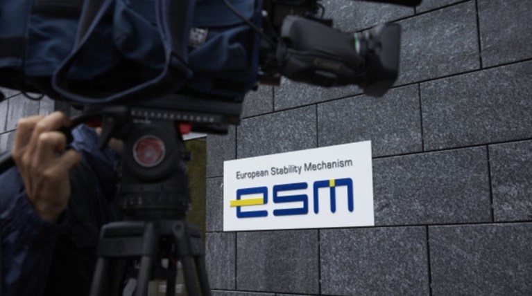 FT: Ο ESM εκδίδει 40ετές ομόλογο για την Ελλάδα