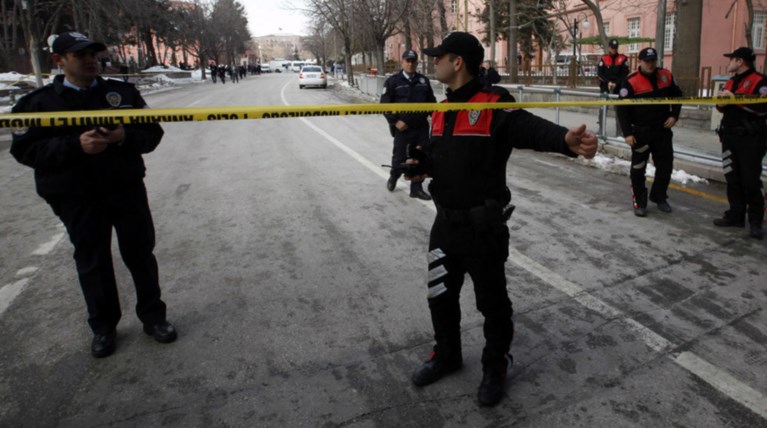 Πολλαπλές εκρήξεις σε εργοστάσιο στην Άγκυρα