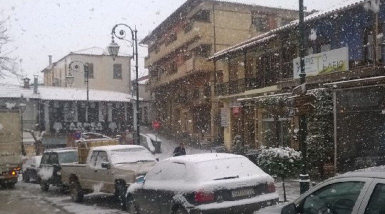 Στο Μέτσοβο τα πρώτα χιόνια - Δείτε φωτό