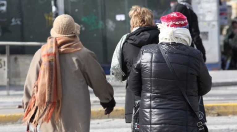 Καλοκαιρία με βοριάδες και πτώση θερμοκρασίας