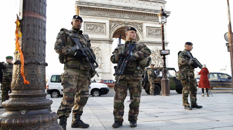 150 ηγέτες για το κλίμα σε  ένα  Παρίσι φρούριο