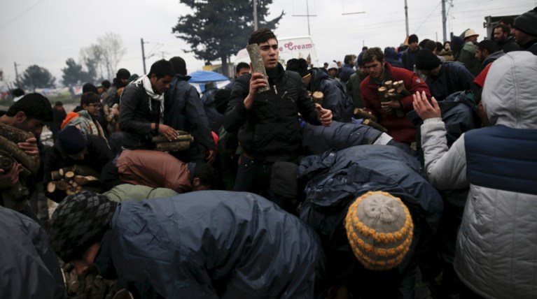 Hotspot για τους πρόσφυγες στην Αλβανία στήνει η Ιταλία