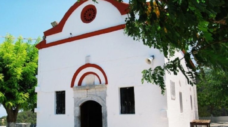 Διεκόπη κηδεία στη Ρόδο λόγω...διαφωνιών για τον τάφο!