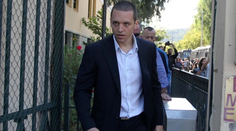 Στα δικαστἠρια της πρώην σχολής Ευελπίδων ο Ηλίας Κασιδιάρης