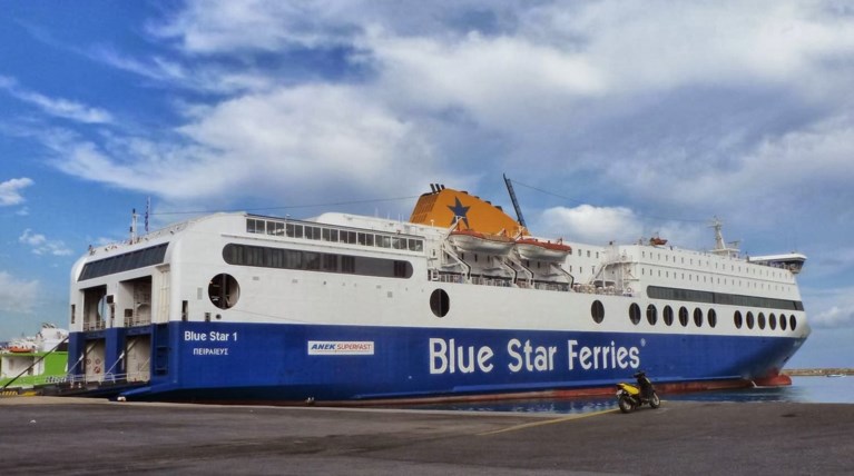 Tηλεφώνημα για βόμβα στο Blue Star