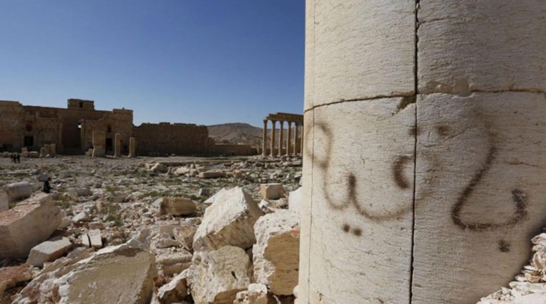 Ομαδικός τάφος με γυναικόπαιδα στην Παλμύρα