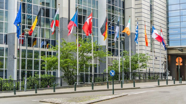 Κομισιόν: Διορία 2 εβδομάδων στην Ελλάδα για το σχέδιο φύλαξης συνόρων