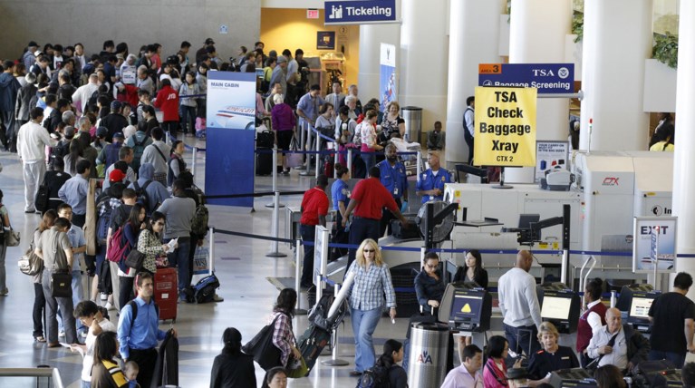 «Ναι» από Ευρωκοινοβούλιο στο «φακέλωμα» επιβατών πτήσεων