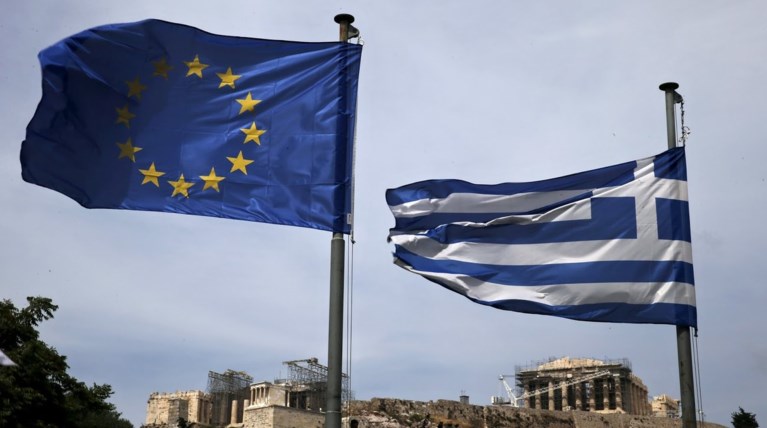 Θερμό ελληνικό καλοκαίρι βλέπουν οι διεθνείς τραπεζίτες