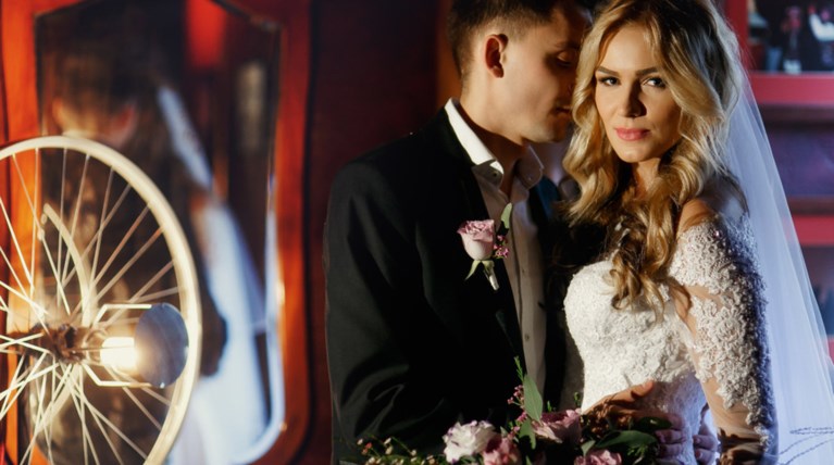 Πόσοι και γιατί απατούν το σύντροφό τους στην Ελλάδα: Δείτε τι λέει έρευνα