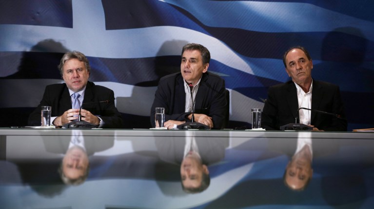 Στη δημοσιότητα τα ν/σ για ασφαλιστικό και φορολογία
