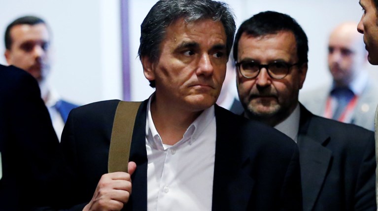 Με προεδρικά διατάγματα τα νέα μέτρα της «κάβας»