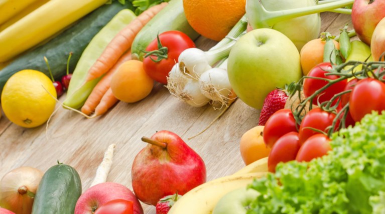 Πανελλήνιες: Ποιες τροφές βοηθούν στη συγκέντρωση & τη μνήμη των μαθητών