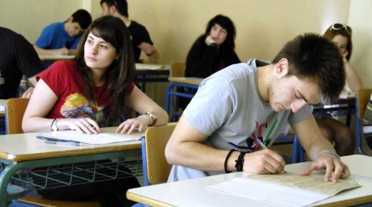 Πρεμιέρα των πανελλαδικών με Νεοελληνική Γλώσσα