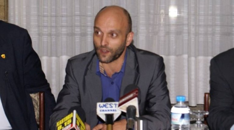 Παρίστανε τον παραλίγο υπουργό του ΣΥΡΙΖΑ & εξαπατούσε