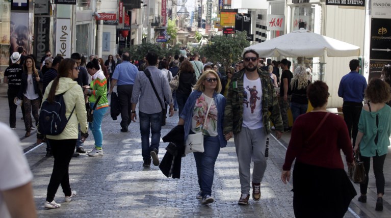 Πόσα χάνουν τα νοικοκυριά από τις νέες αυξήσεις φόρων