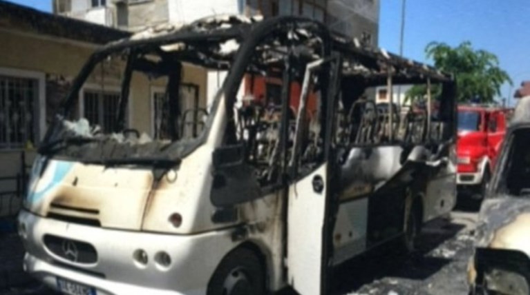Φονική έκρηξη σε λεωφορείο με ομογενείς στην Αλβανία