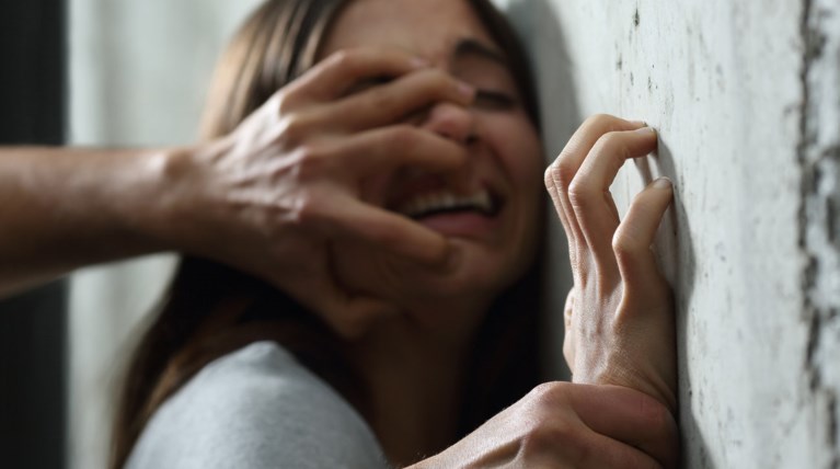 Η στατιστική και το προφίλ των βιαστών στην Ελλάδα