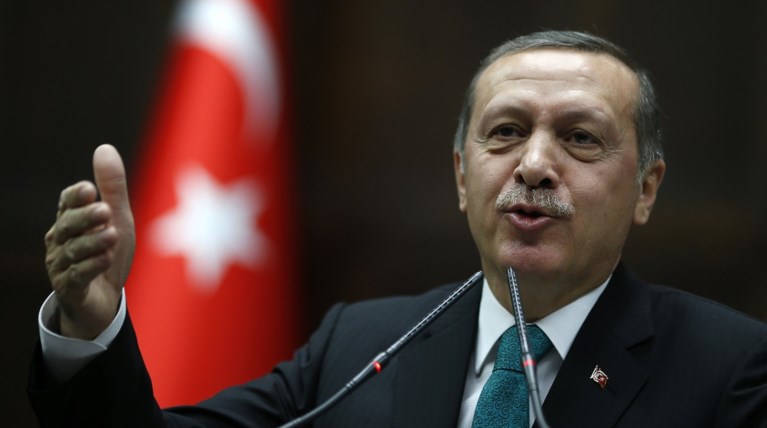 Μας «κούφανε» ο Ερντογάν: Καταδικάζει τη βία στη...Γαλλία