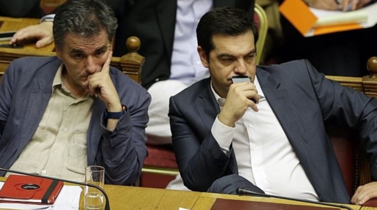 Κυβερνητική απολογία για τη θύελλα με τις offshore