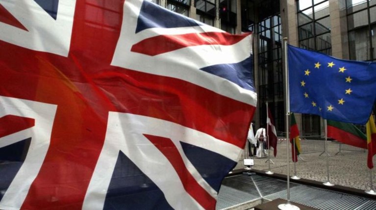 Μπροστά το Brexit για πρώτη φορά, σύμφωνα με 2 νέες δημοσκοπήσεις