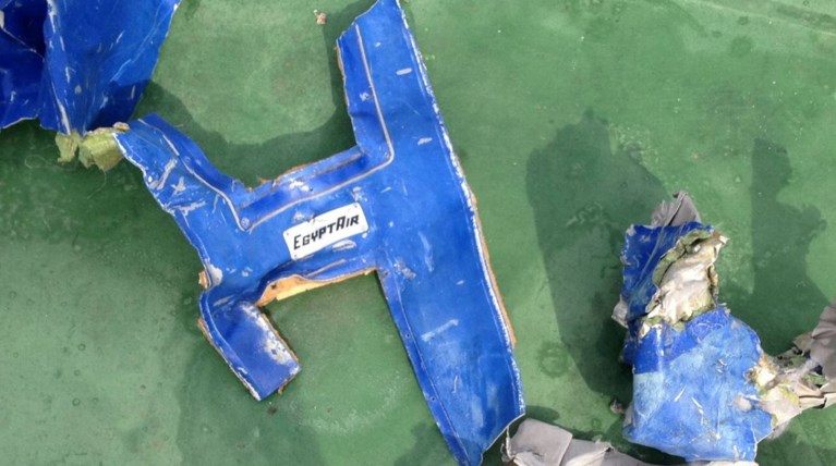 Γαλλική φρεγάτα «έπιασε» σήμα - Είναι της EgyptAir;