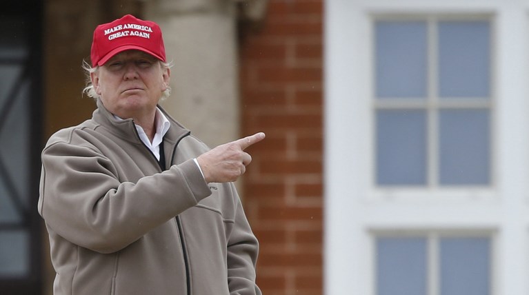 «Απόβαση» Τραμπ στη Βρετανία την ημέρα του δημοψηφίσματος